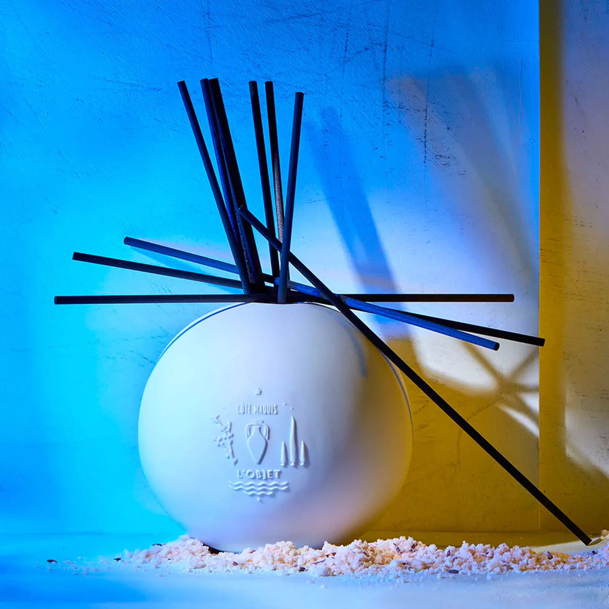 Côté Maquis Porcelain Diffuser Set - L'Objet