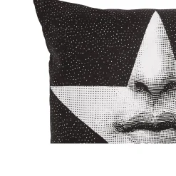 Cuscino Tema e Variazioni N.381 - Fornasetti