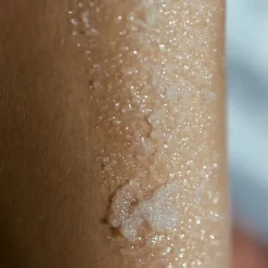 289 Sea Salt Scrub Angelica - L:A Bruket
