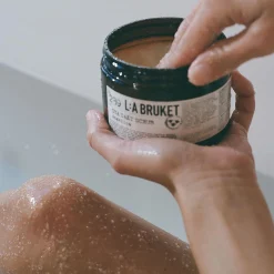 289 Sea Salt Scrub Angelica - L:A Bruket